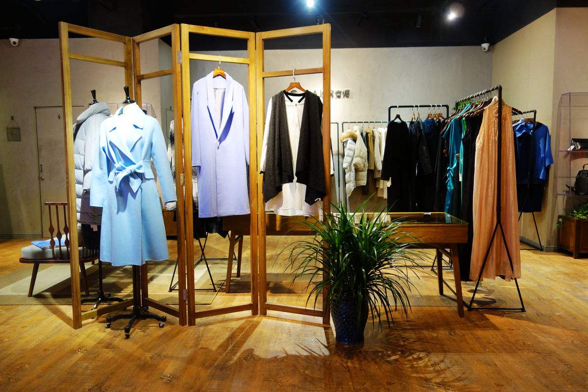 蘇州服裝店鋪裝修大概需要多少錢？